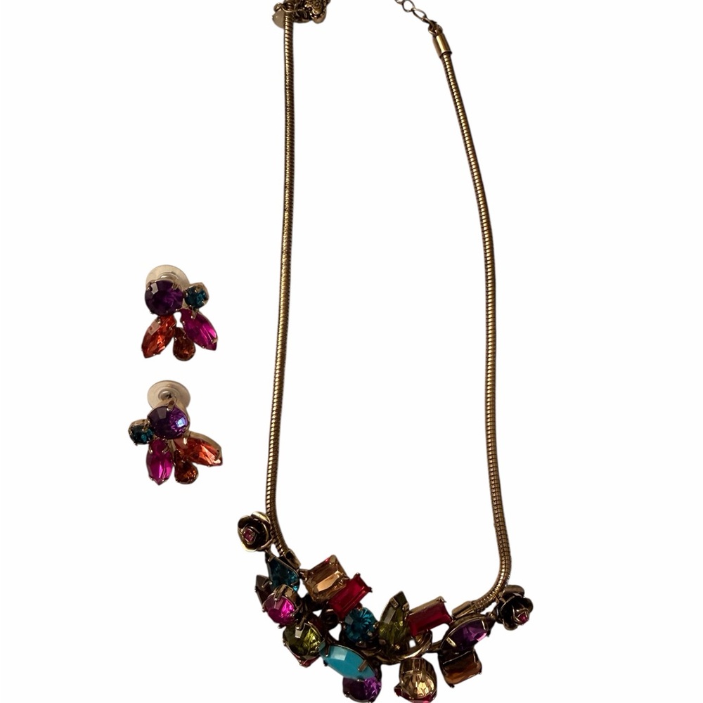 Betsey Johnson Gold-Tone Stone & Bead Bib Necklace and earrings